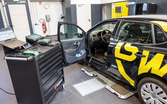 KFZ-Fehlerspeicher auslesen und zurücksetzen